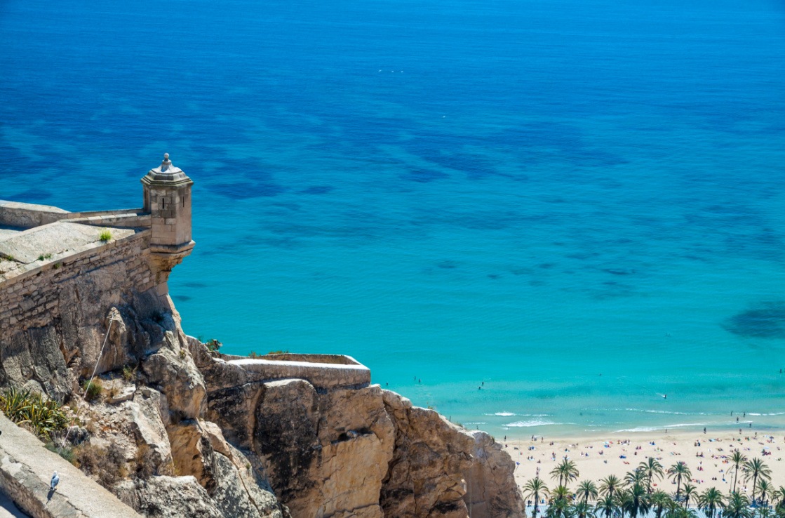 vista sul mare dal Castello di Santa Barbara, Alicante